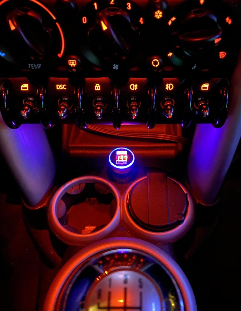 co2 Автомобильное зарядное устройство, быстрая зарядка QC 3.0, алюминиевое 3.1A, черное 0055