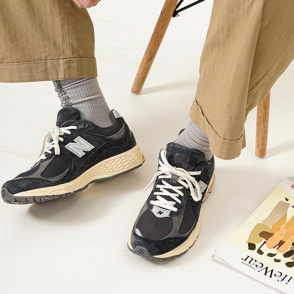 New Balance Кроссовки унисекс 2002R Phantom черные темно-серые M2002RHO
