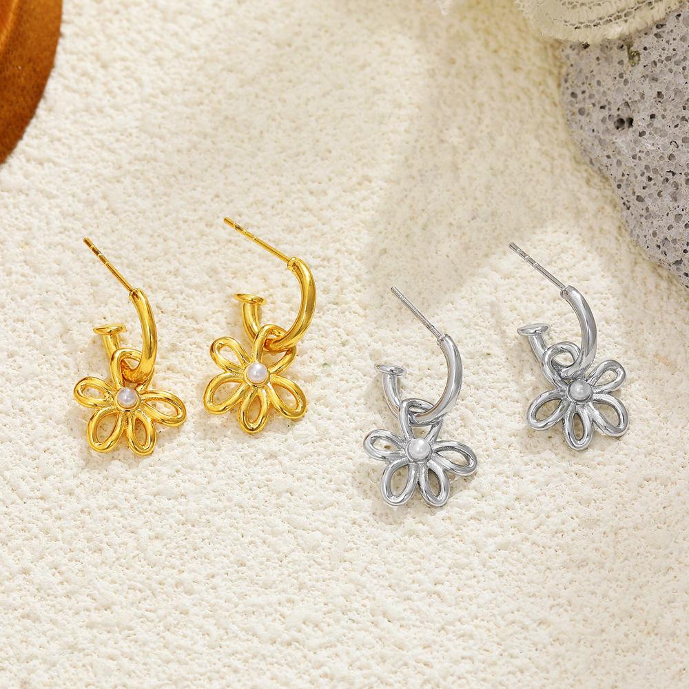 Hollow Out Flower Pendant Earring Lovely Imitation Pearl Hoop Earings 18K Gold Plated Stainless Ear Stud Fashion Jewelry Gifts