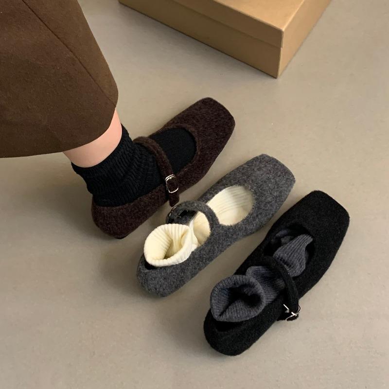 Модные французские туфли в стиле ретро 2024 года, новая верхняя одежда на осень/зиму, женская обувь на плоской подошве и простая вулканизированная обувь для женщин Zapatos Mujer