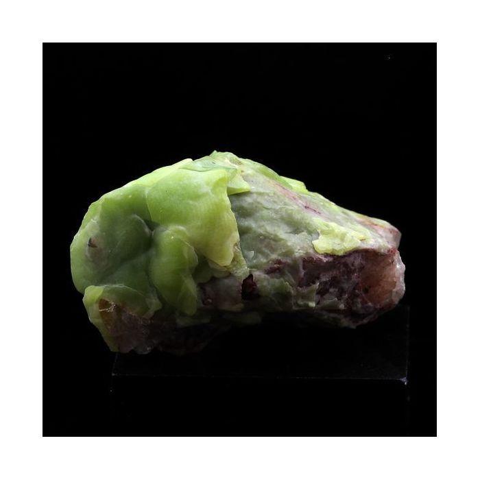 Pierres et Minéraux. Phosphohedyphane (Polysphaérite). 152.0 ct. Bouillac, Aveyron, France.