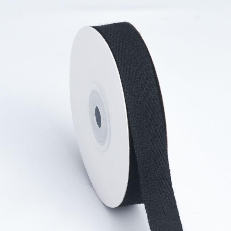 Романтичная и уютная елочка из хлопковой ленты своими рукамиАксессуары для костюмовТканая хлопковая лентаЛентаЦветная лентаЛента для воротникаГрубая одеждаШапкиАксессуары