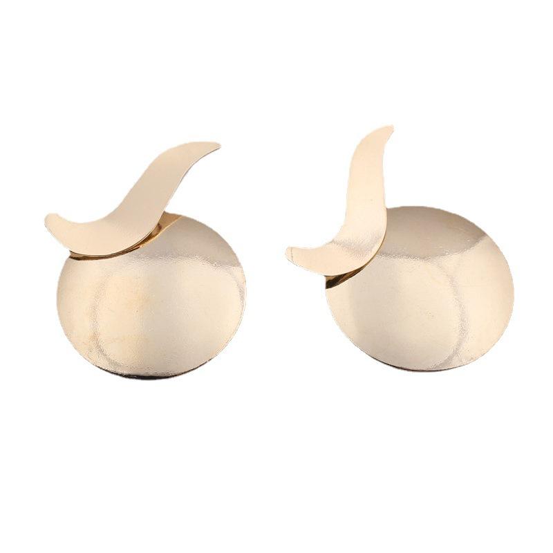 New Exaggerated Women's Hanging Earrings Gold Color Metal Round Uneven Folded Fan Dangle Earrings for Female