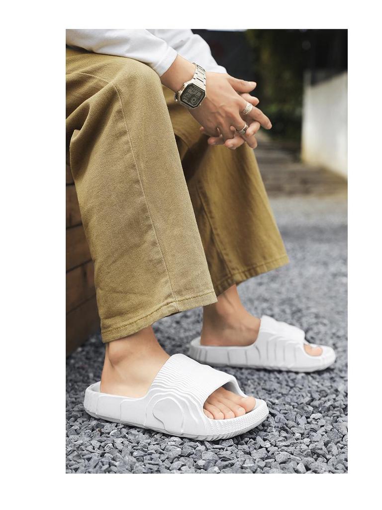 Men's Summer Flip Flops: Versatile Casual Sandals for Outdoor, Indoor, and Sports Wear. Perfect for Couples.