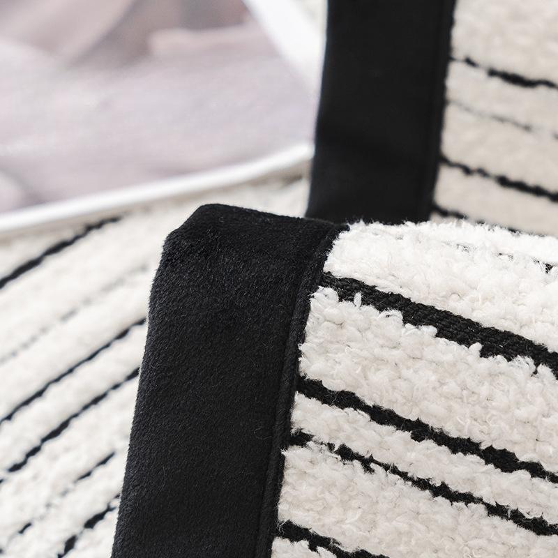 Nordic High-Grade Sofa Cushion Non-Slip Lockstitch Sofa Slipcover Suit Thick Stain-Resistant Striped Cushion