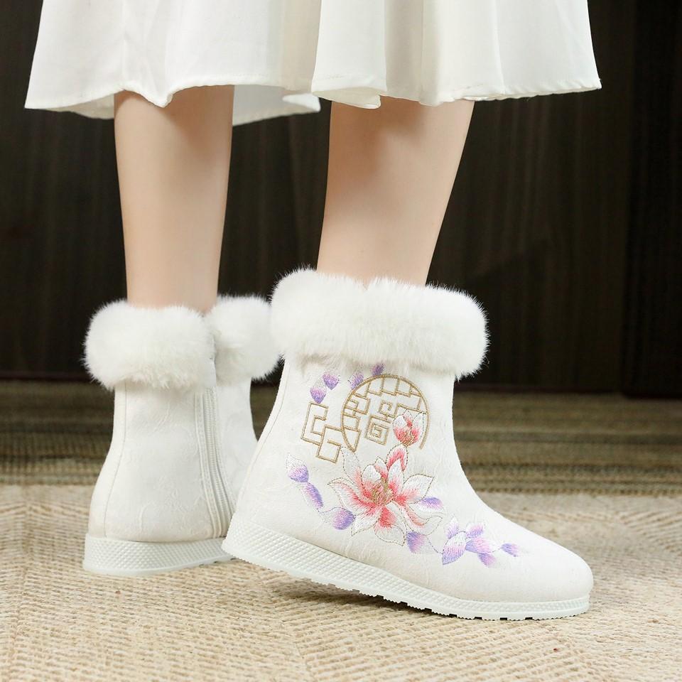 Women's Winter Warm Ankle Boots Anti Slip Fleece Lined Snow Boots With Side Zipper Comfortable Embroidered Faux Fur Lining Short Booties for Women