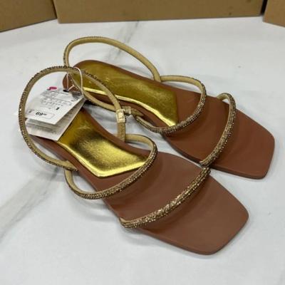 Женская обувь – Сандалии