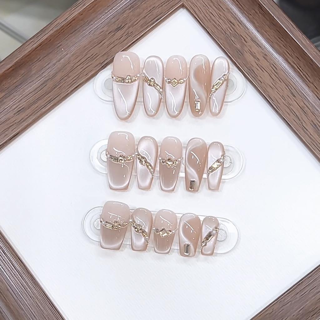 Hand-woven Armor Fantasy Ribbons Cat Eye Blinking Blades Finished Product Reused Manicure Stickers