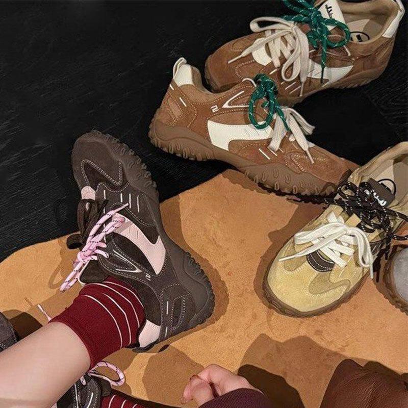 Внутренние увеличивающие рост толстоподошвенные универсальные модные повседневные спортивные папины кроссовки женские весенне-осенние новые нишевые ретро нравственные тренировочные туфли