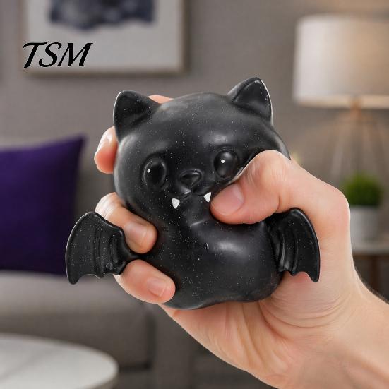 Portable Stress Reliever Halloween Bat Squeeze Toy, Spooky Relief Hand TPR Ball Relaxation Fidget Party Favors for Kids Adults Toy