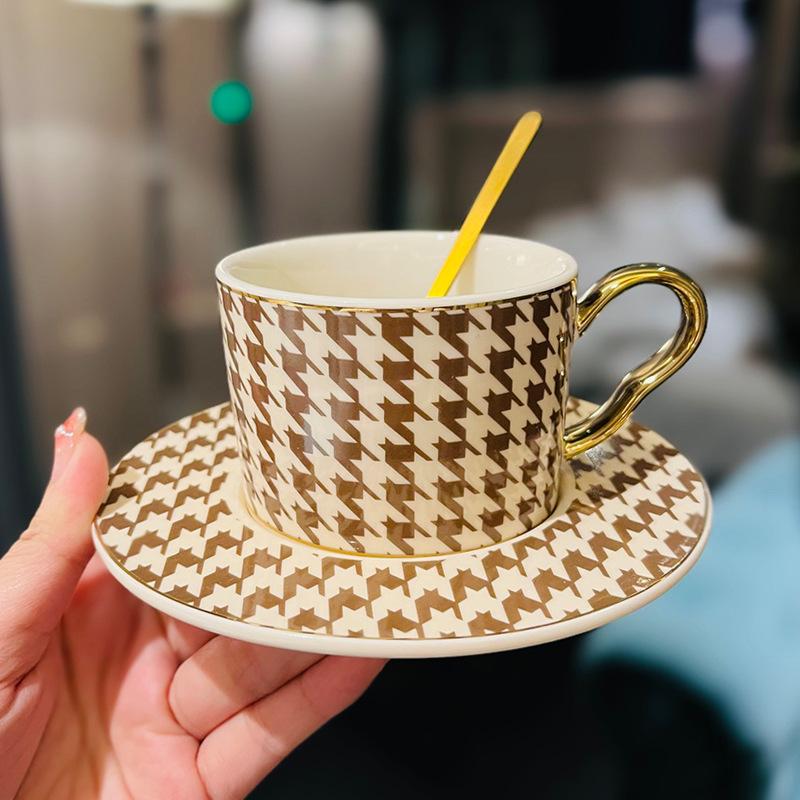 Creative Design Nordic Style Houndstooth Ceramic Coffee Cup Office Water Cup Afternoon Tea Cup and Saucer Set with Spoon
