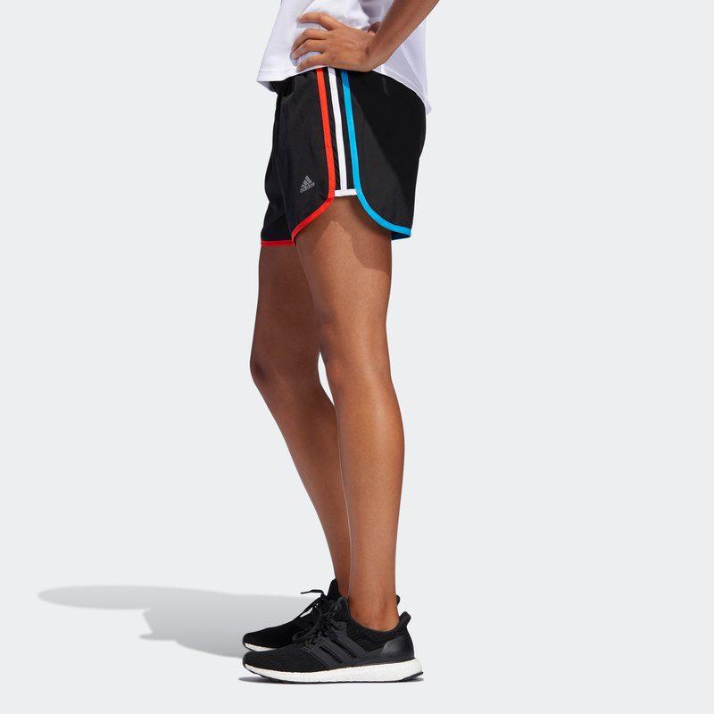 adidas Повседневные шорты женские черные DQ2650