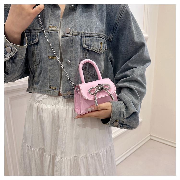 Женская модная маленькая сумка с бантом, новинка весны 2024, универсальная сумка через плечо