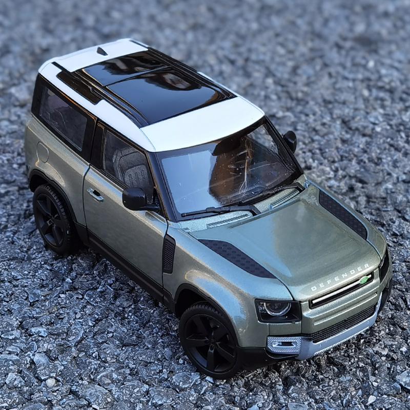 Welly 1/26 Land Rover Defender 2020 Металлическая модель автомобиля Литые модели и игрушечные транспортные средства Модель автомобиля Масштабная миниатюрная модель автомобиля Игрушка для детей