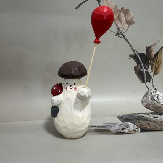 Wooden Mushroom Figurine Hand-Carved Mushroom Elf Holding A Balloon Rustic Tabletop Mushroom Decoration for Home Office Desk Shelf