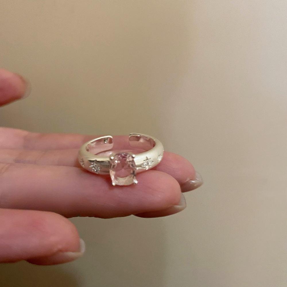 Женское кольцо на указательный палец класса люкс из стерлингового серебра 925 пробы с неправильной формы драгоценным камнем - Не тускнеющее, регулируемое, с легким нишевым дизайном.