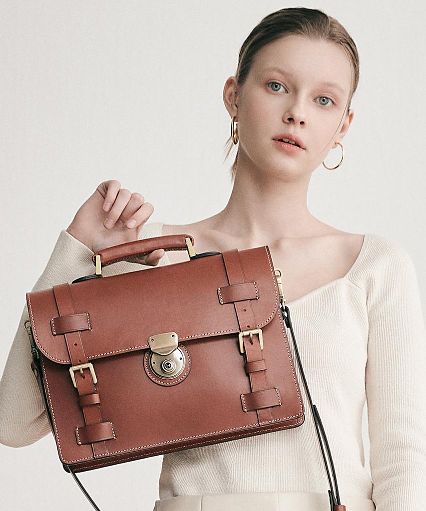 Brogue And Morrow Alx Bag (M/Brick)