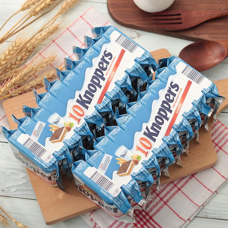 Knoppers Milk Hazelnut Chocolate Wafer Snack