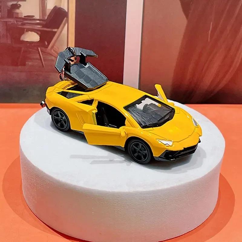 Мультяшный спортивный автомобиль - Брелок из сплава - Креативное украшение для автолюбителей и коллекционеров