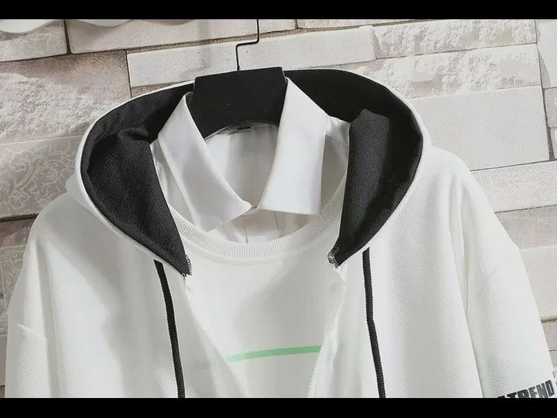 Trendy Korean Style Loose Hooded Cardigan: Spring/Autumn Long-Sleeve Casual Jacket for Students & Couples