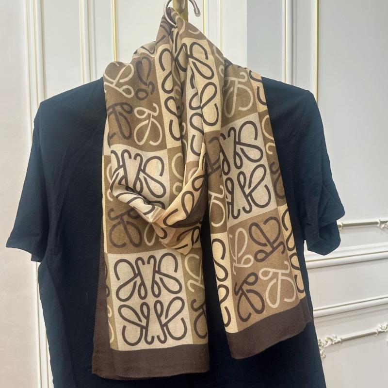 New Fashion Letter Polka Dot Printed Cotton and Linen Scarf Classic Autumn and Winter Warm Scarf Sunscreen Shawl