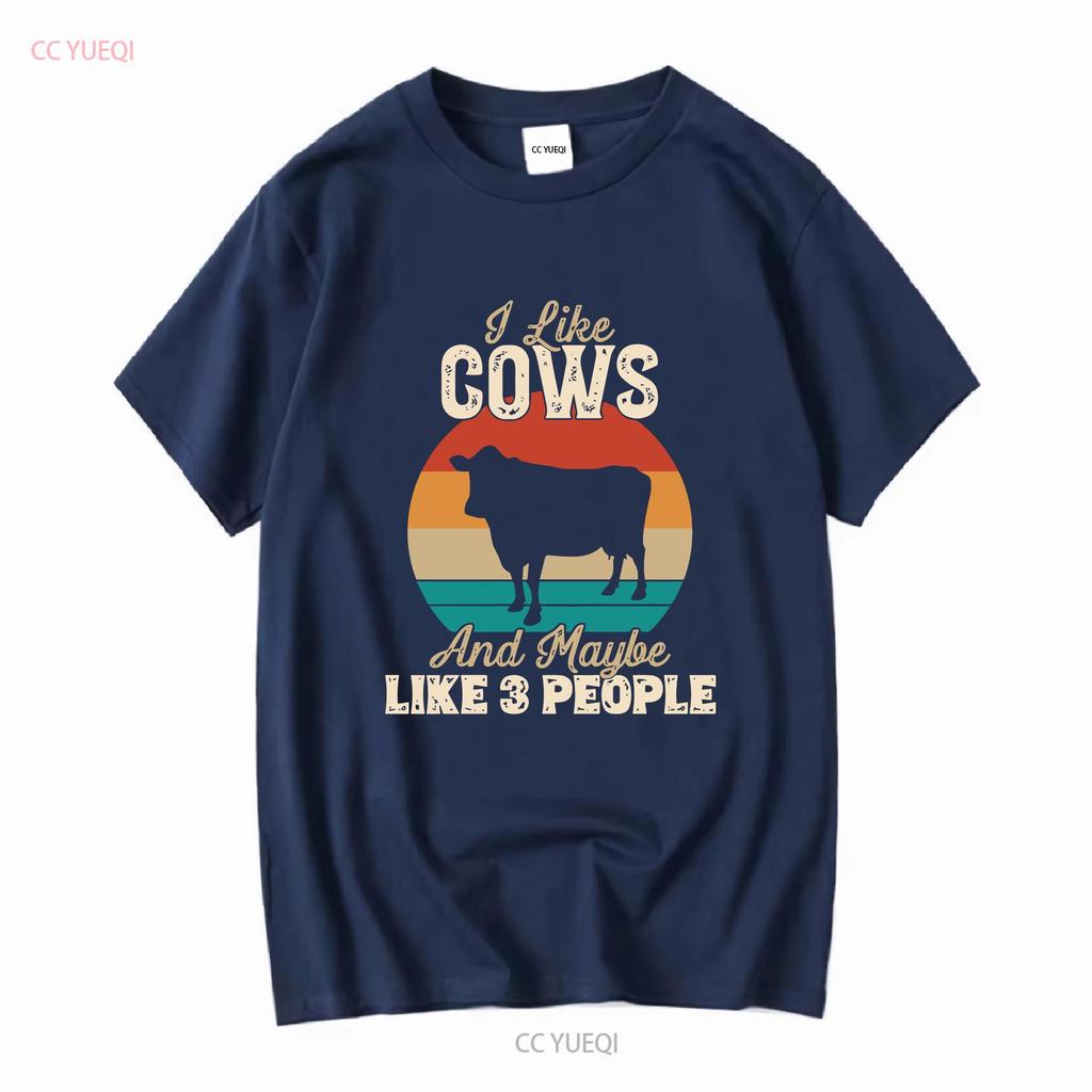 I Like Cows And Maybe 3 People T shirt Funny Vintage Retro vintage Washed designer clothes Stylish streetwear Slightly