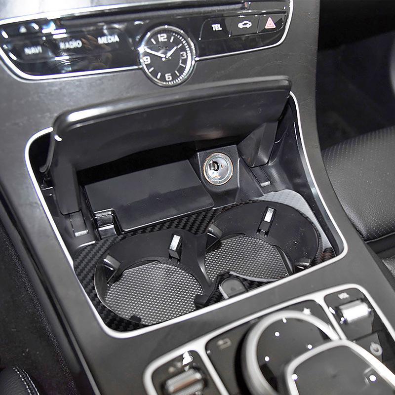 Наклейка подстаканника из углеродного волокна для отделки салона Mercedes-Benz C-Class W205