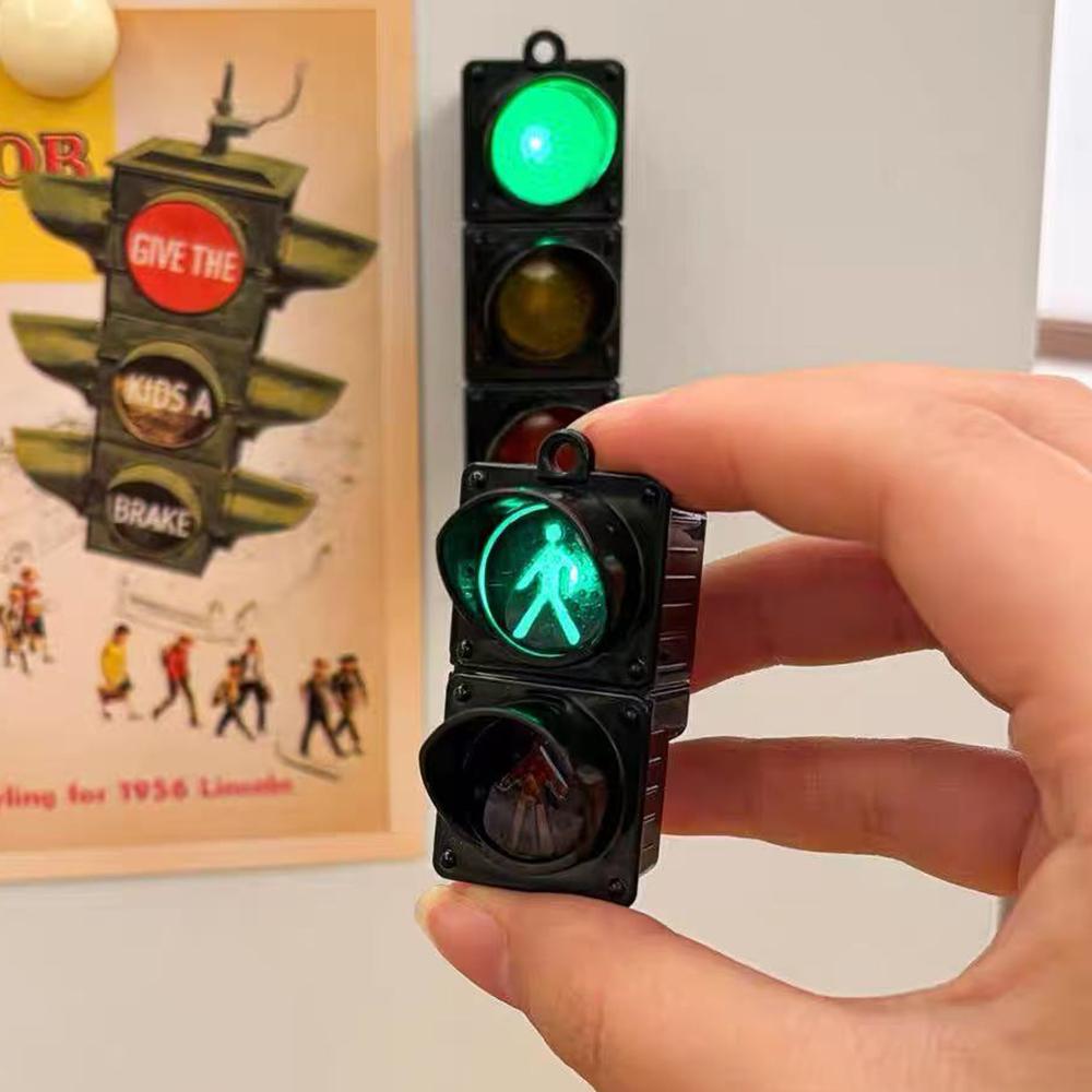 2/1PCS Traffic Light Magnetic Refrigerator Stickers Traffic Toy Pedestrian Light Creative Magnetic Decoration Accessories Gifts