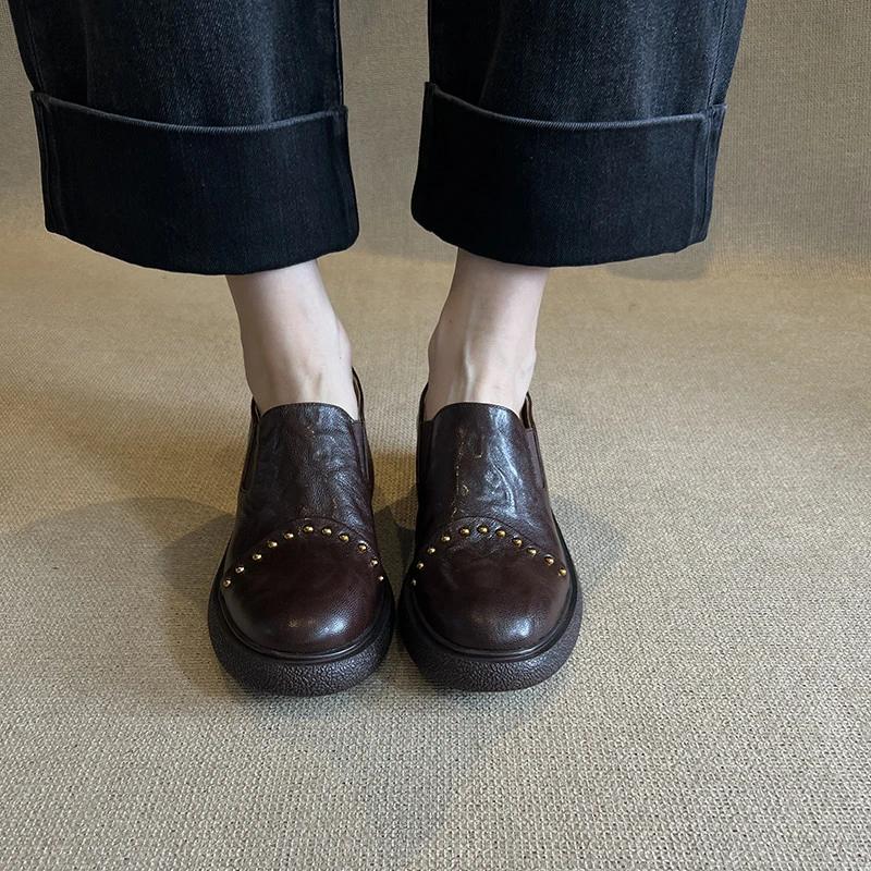 Модная женская обувь Слипоны Женские туфли на высоком каблуке Заклепки Однотонные Офис и Карьера Новые Туфли с круглым носком Женские Zapatos