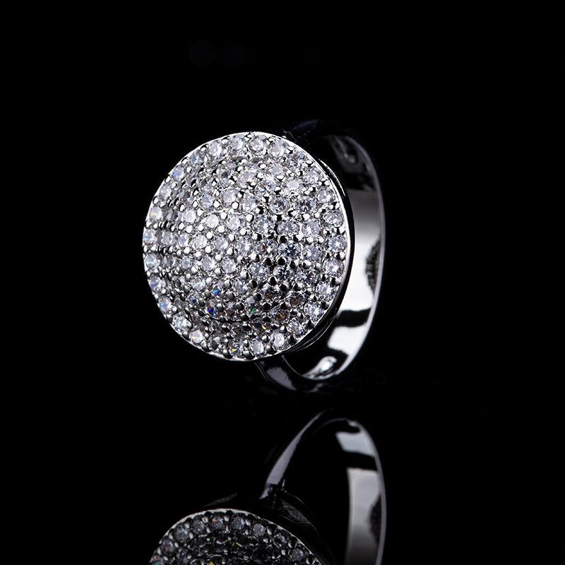 Exquisite Set With Diamond Disc Ring, Women'S Design Temperament Round High-End Ring