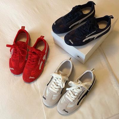 Женская обувь – Кроссовки