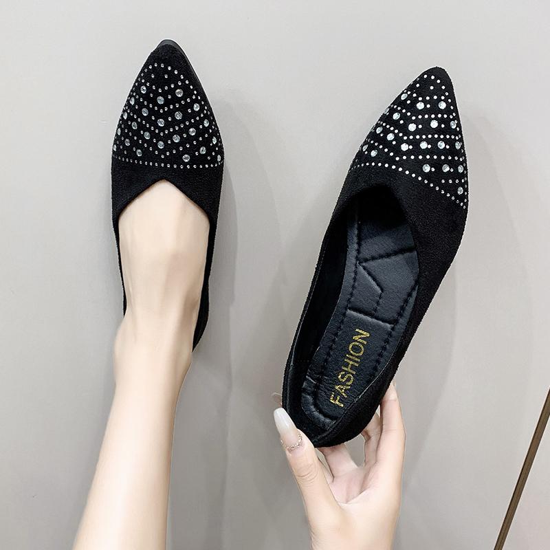Новый стиль Популярный пункт Простая мода Одинарная обувь Мелкий вырез Повседневное сочетание Модная удобная одинарная обувь Обувь на плоской подошве