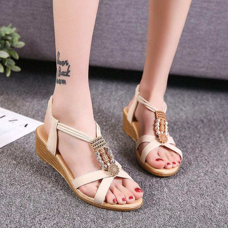 Sandals women's 2025 summer new Korean version open-toed beaded women's sandals bohemian wedge heel fish mouth foreign trade leisure