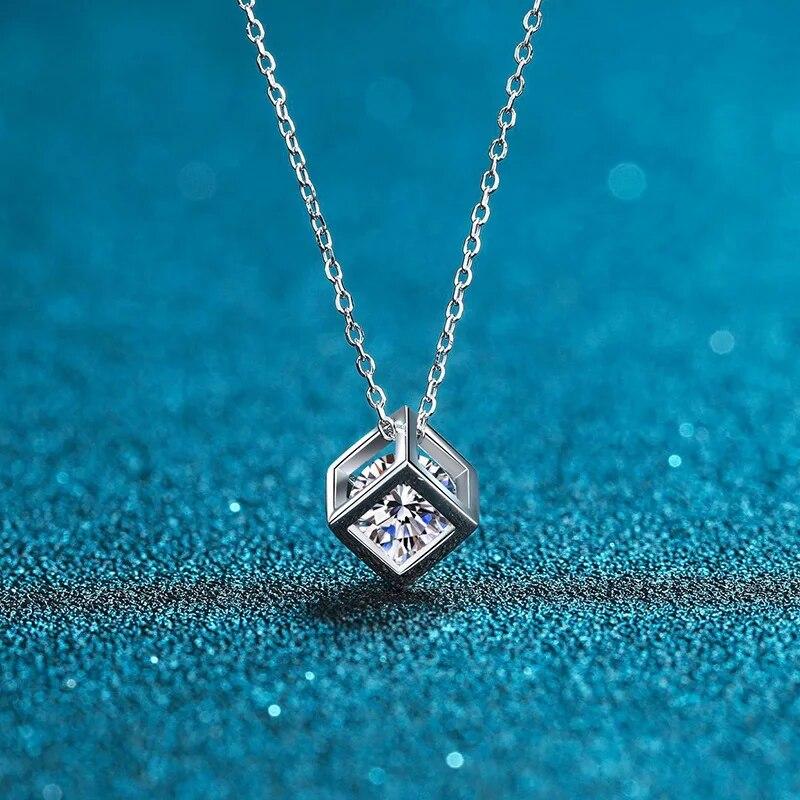 New D Color 0.5-1.0ct Real Moissanite Diamond Square Pendant Necklace Pure S925 Sterling Silver Fine Jewelry for Women PE027