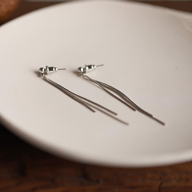 Minsheng Серебряные клипсы-кисточки для непроколотых ушей - Подтягивающие лицо, элегантный дизайн в виде спирали от комаров