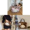 Плюшевый Рюкзак из Искусственной Кожи с Рисунком Hello Kitty для Повседневного Использования и Хранения