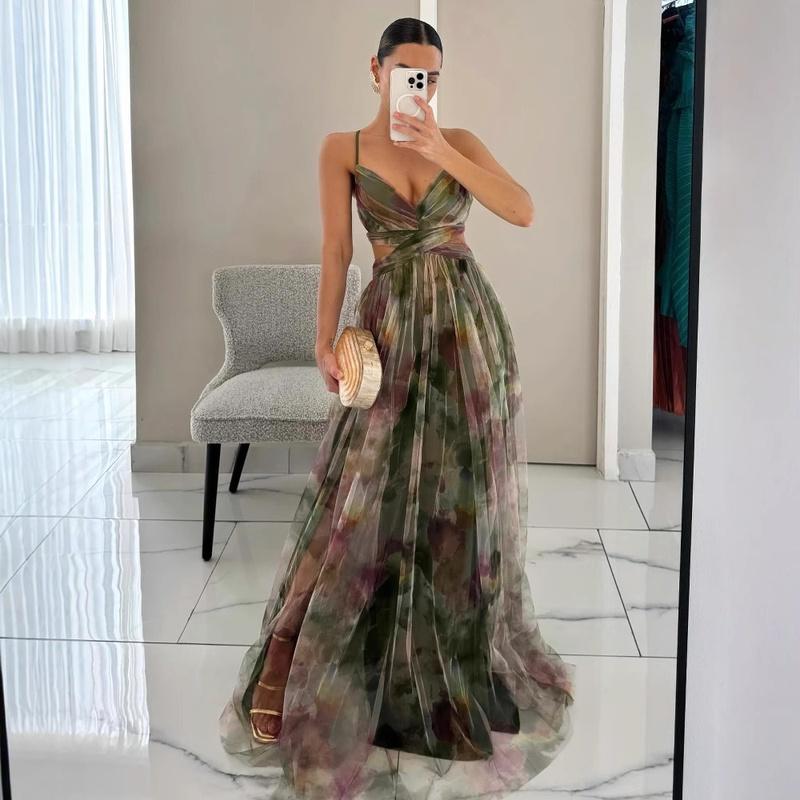 Women's Printed Maxi Dress Spaghetti Strap V Neck Flowing Boho Vacation Dress