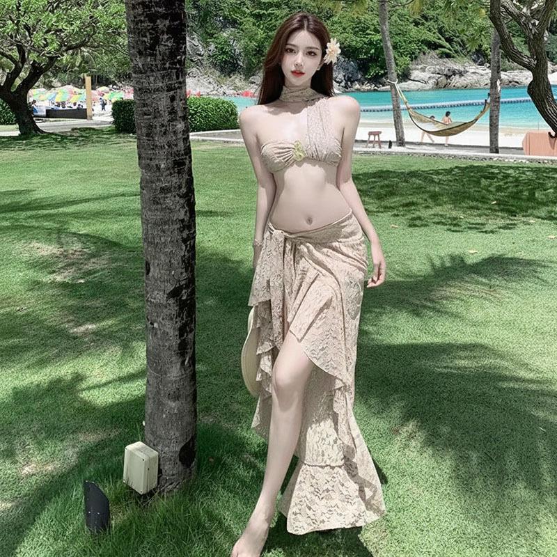 1011 summer new swimsuit women's design temperament Muse small chest beach dress bikini three-piece set