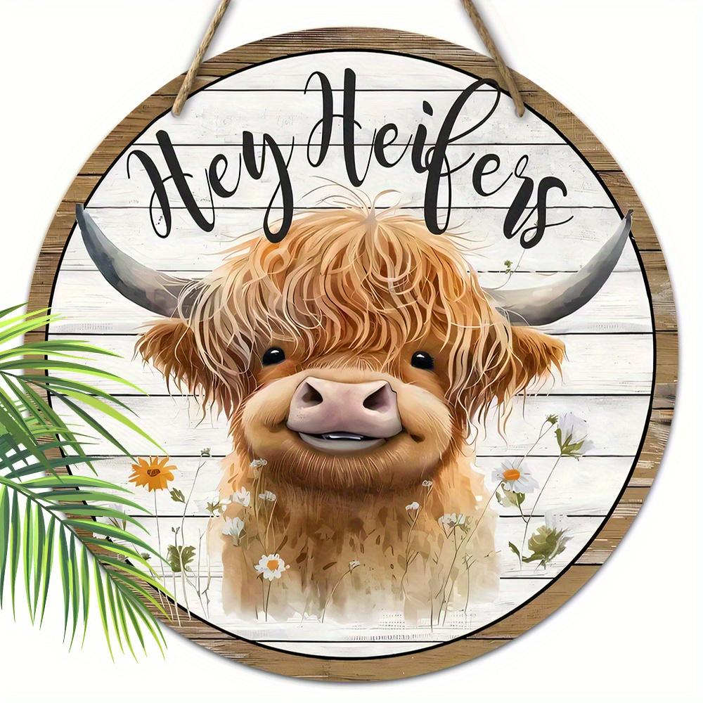 Wooden Welcome Sign with Highland Cattle Design - Rustic Decorative Plaque for Farmhouse, Front Door, Porch, Holiday Decorations