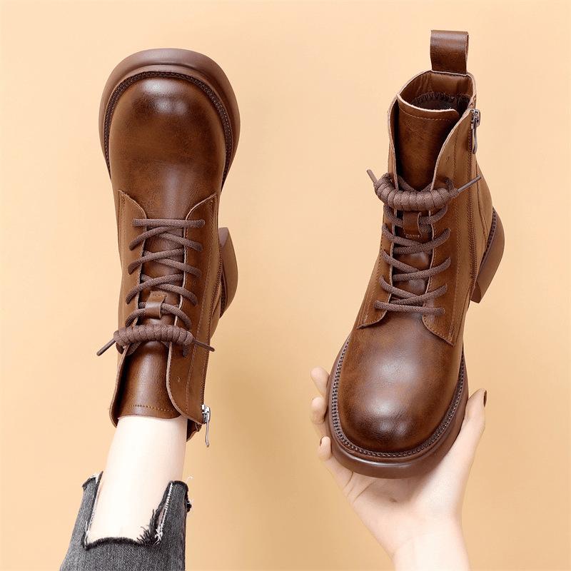 Мягкая кожа ботинки Мартин женские новые высокие на плоской подошве модные универсальные короткие ботинки осень-зима 2025 британский стиль зрительно уменьшают размер ноги