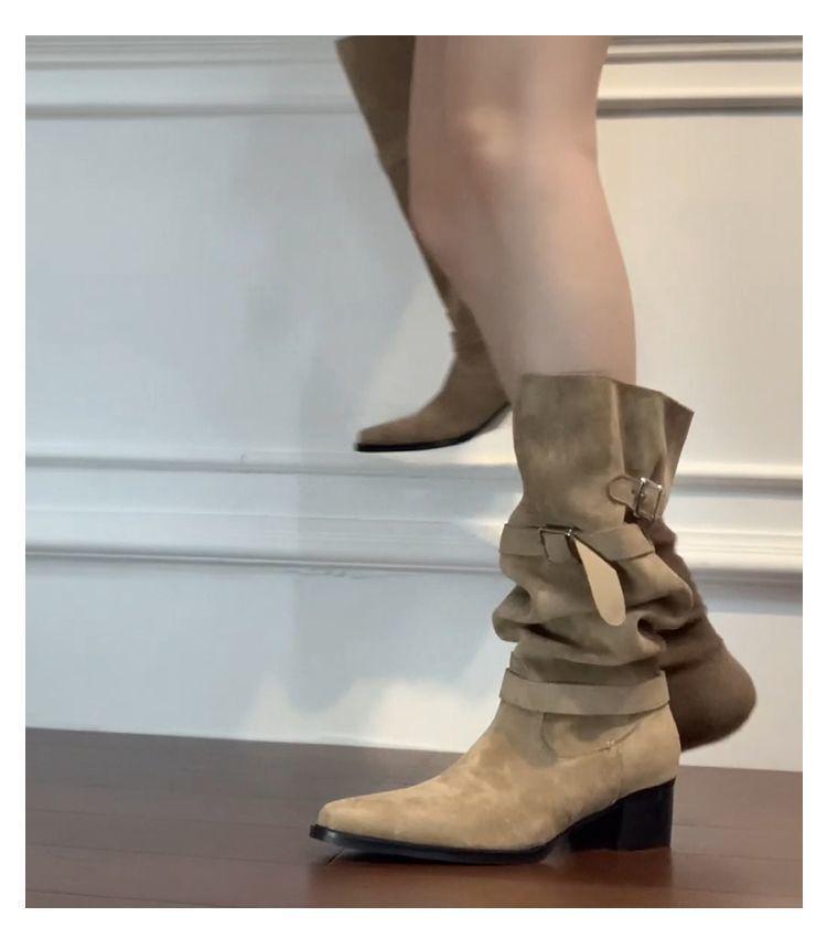 Ковбойские ботинки 2025 года от Gu Qianqian – Массивный высокий каблук, Заостренный носок, Высокий фасон