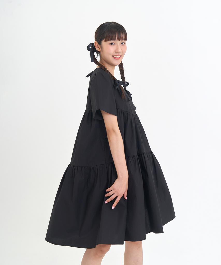 Retour Deux Vingt Quatre Wavy Tiered Midi One-Piece (Black)