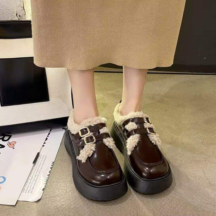 Маленькие кожаные туфли в черном британском стиле женские осень-зима 2025 новая платформа лоферы бархатные хлопковые туфли туфли Мэри Джейн