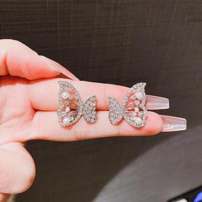 Серьги-пусеты из серебра 925 пробы с бриллиантами в виде бабочек для женщин - Универсальный цельный дизайн с подвесной застежкой