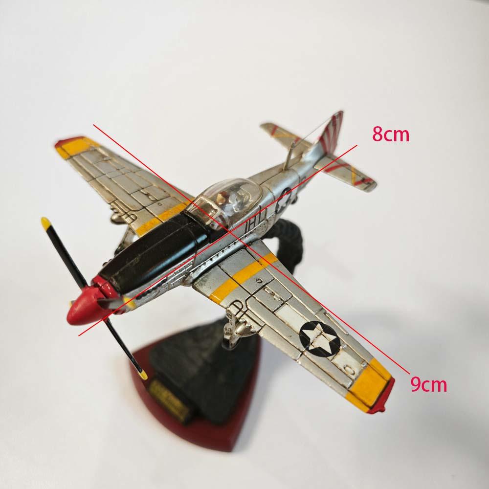 1/200 Retro Fighter Plastic Model Random Style