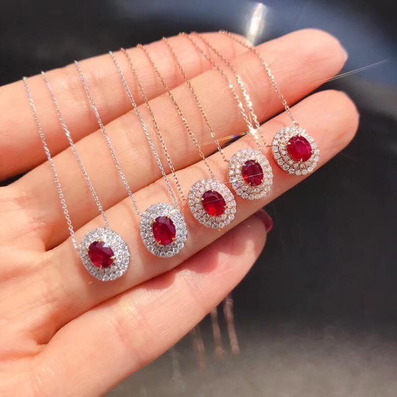 Simple Colored Pigeon Blood Ruby Necklace for Women Ins Light Luxury High End Collarbone Chain Temperament Versatile