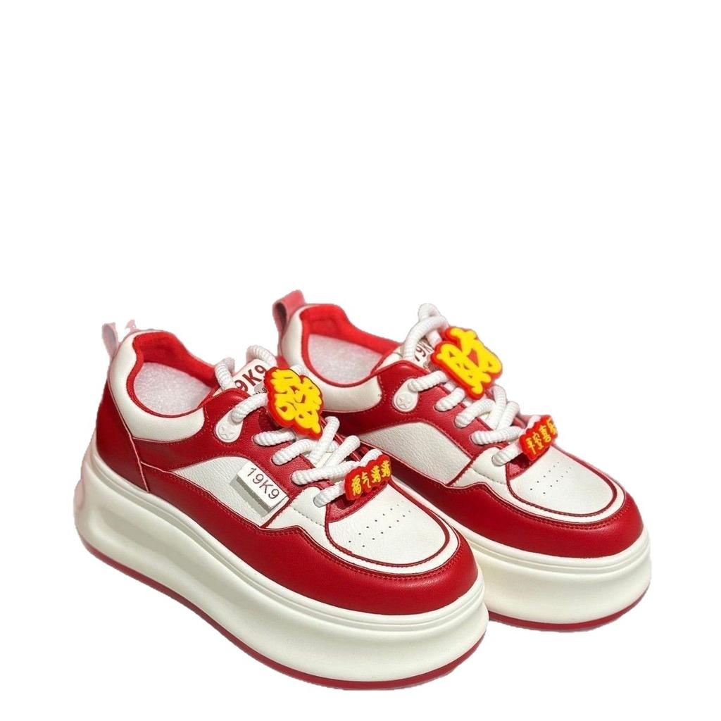 Ханьфу красные свадебные туфли Сюхэ 2025 новые Туфли на удачу на Новый год платформа увеличение внутренней высоты 7 см кожаные повседневные кеды