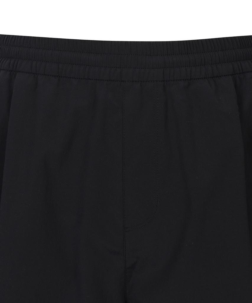 DISCOVERY EXPEDITION Uni Freshvent Lightweight Woven Training A-Line Shorts (Black)