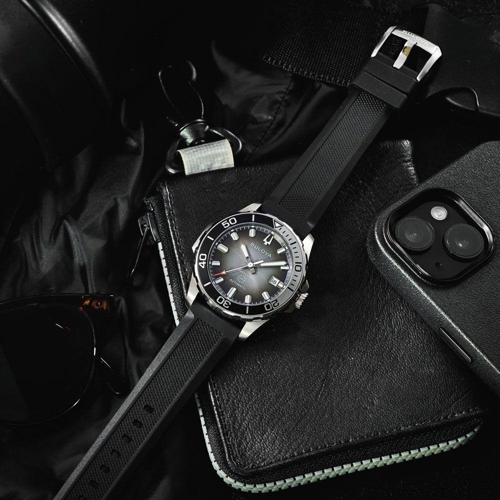 Использованный [Подарок: Полотенце для рук BULOVA] Часы BULOVA Мужские Автоматическая заводка Marine Star Черные 98B465 Официальный продукт для внутреннего рынка 3 года гарантии производителя