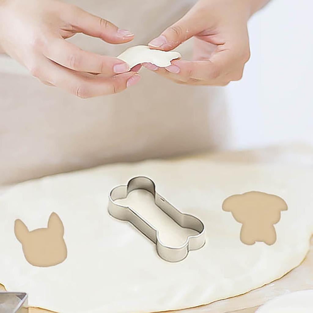 5-Piece Dog Cutter Stainless Steel Baker Child Diy Homemade Snack Idea